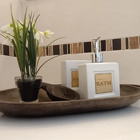 Duplex A 400m Dalla Bollente 阿奎泰尔梅